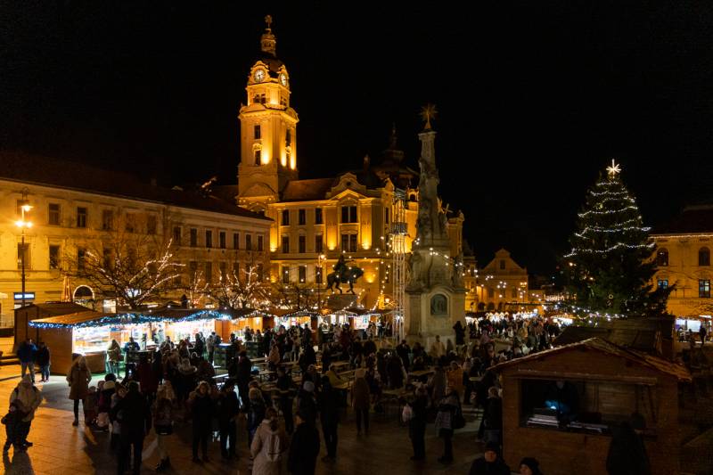 2025_11_28_varosi advent megnyito_09.jpg